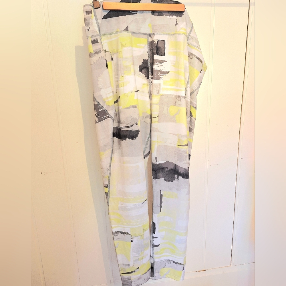 TEK GEAR DRI TEK Abstract Print Womens Leggings Size 4XL Very Good Condition